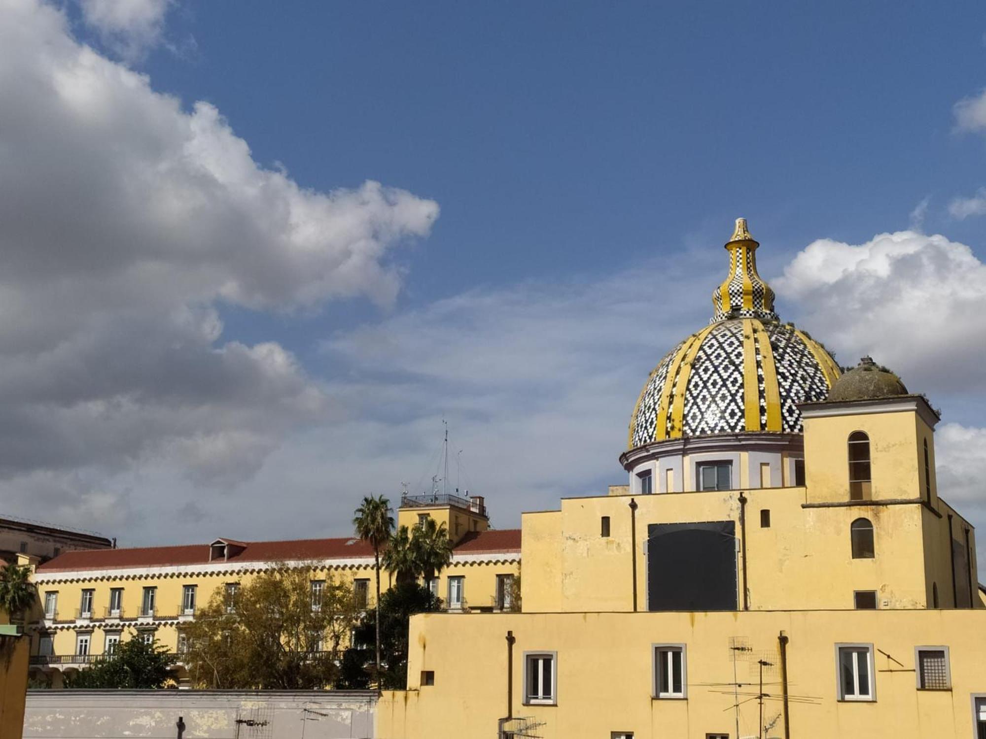 Appartamento Downtown Umberto 74 Napoli Esterno foto
