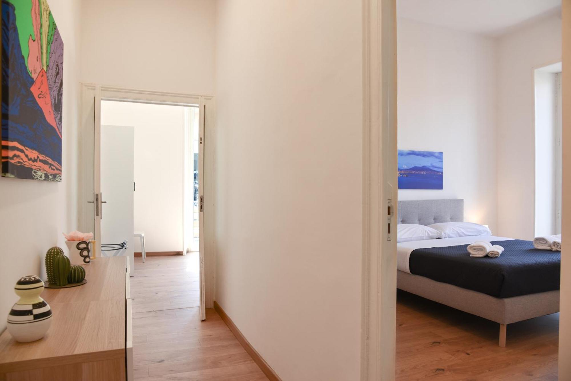 Appartamento Downtown Umberto 74 Napoli Esterno foto