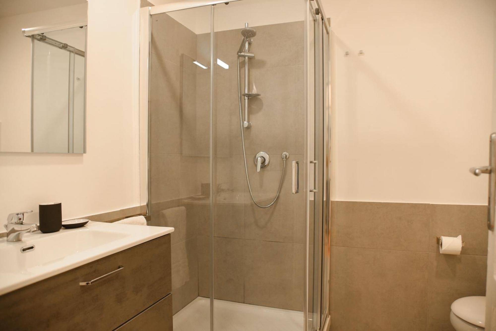 Appartamento Downtown Umberto 74 Napoli Esterno foto