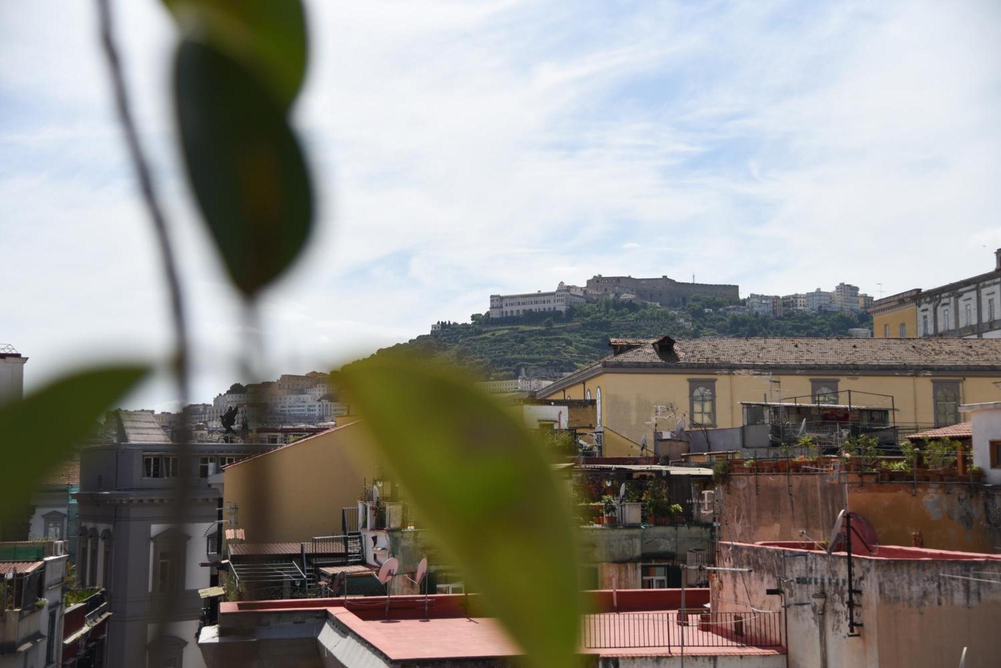 Appartamento Downtown Umberto 74 Napoli Esterno foto