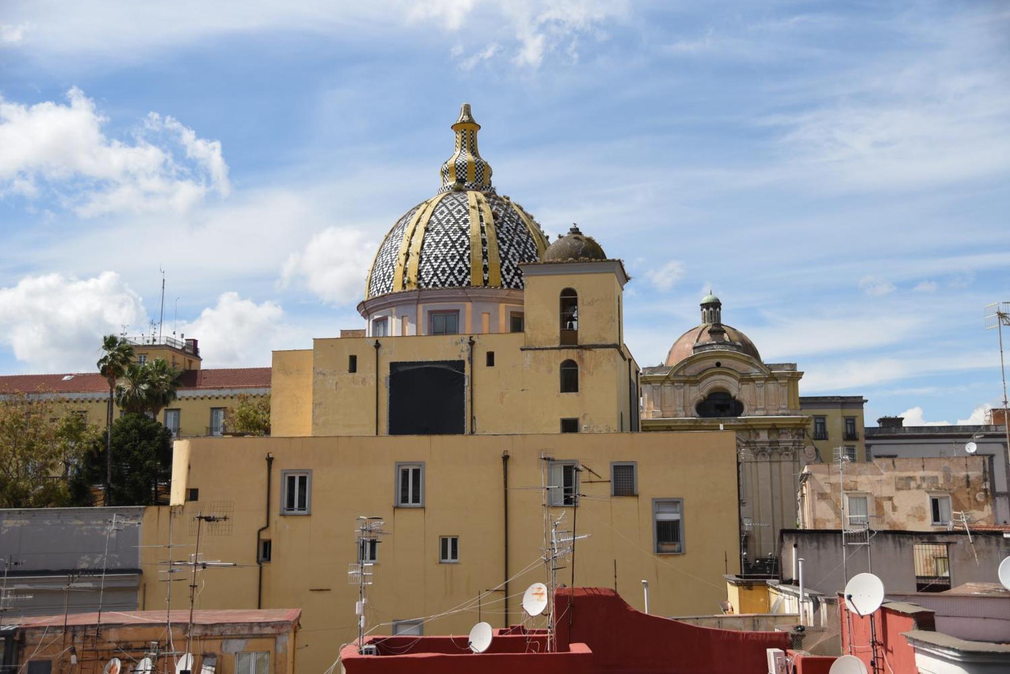 Appartamento Downtown Umberto 74 Napoli Esterno foto